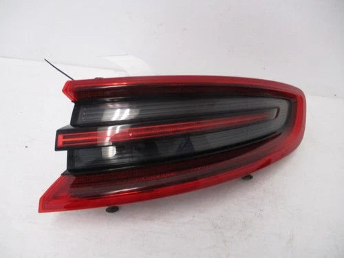 2015 2016 2017 2018 Porsche Macan Passenger RH Tail Lamp OEM used OEM tail light assembly