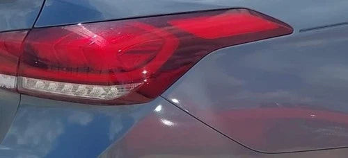 2015-2016 Hyundai Genesis RH Passenger Quarter Panel Mounted Tail Light Lamp OEM used OEM tail light assembly