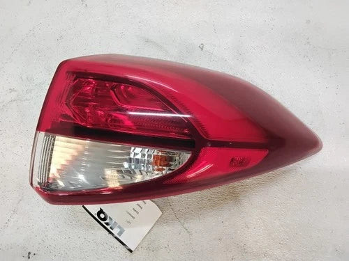 2016 Hyundai Tucson Passenger Side Tail Light Assembly Quarter Mount OEM used OEM tail light assembly