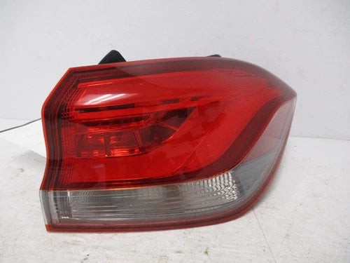 2018 Hyundai Elantra Gt Htbk Passenger RH LED Tail Lamp OEM used OEM tail light assembly