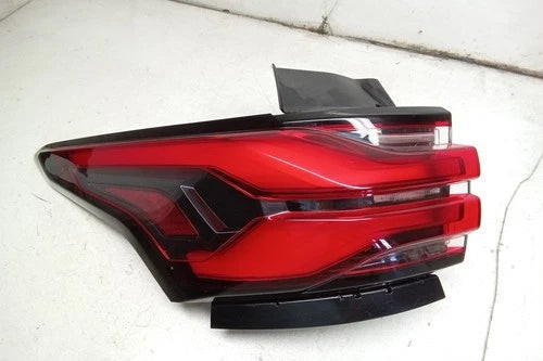 22 2022 Chevrolet Traverse Driver LH Quarter Mounted Tail Light Lamp OEM used OEM tail light assembly