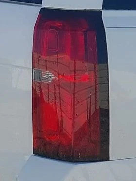 2015-2020 Chevrolet Suburban 1500 RH Passenger Tail Light Lamp OEM used OEM tail light assembly