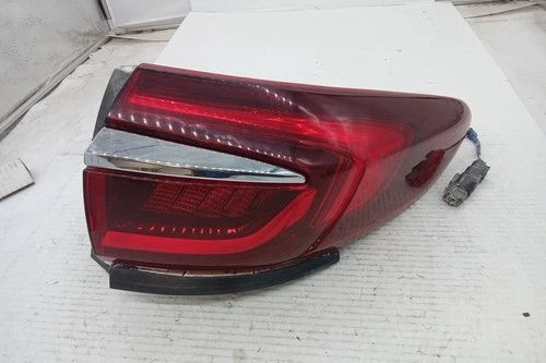 2018 Buick Enclave Passenger RH Tail Lamp Quarter Panel Mounted OEM used OEM tail light assembly