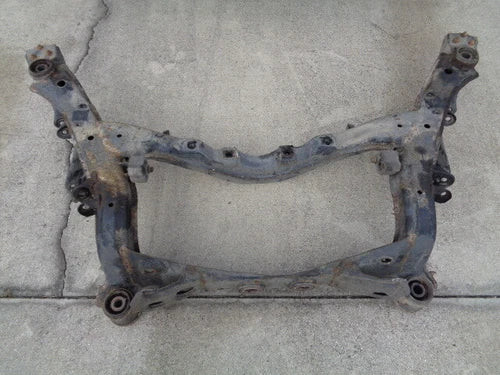 1994 NISSAN 300ZX (2+2) NON-TURBO REAR SUSPENSION SUBFRAME CROSSMEMBER OEM used OEM rear subframe and crossmember