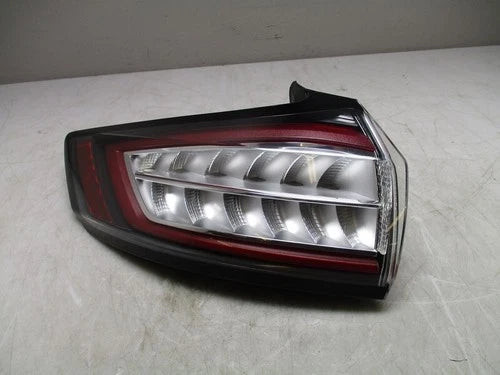 2015-2018 Ford Edge LH Driver Quarter Mounted Tail Light Lamp OEM used OEM tail light assembly