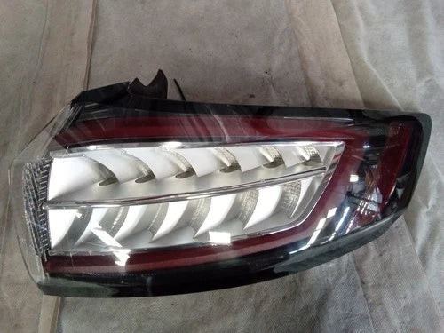 2015 Ford Edge Passenger Side Tail Light Assembly RH OEM used OEM tail light assembly