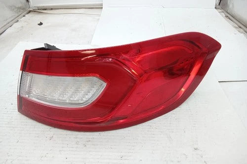 2018 Lincoln MKX Driver LH Tail Lamp Quater Panel Mounted OEM used OEM tail light assembly
