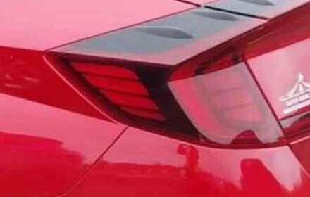 2020-2023 Hyundai Sonata Hybrid Driver LH Quarter Mounted Tail Light Lamp OEM used OEM tail light assembly