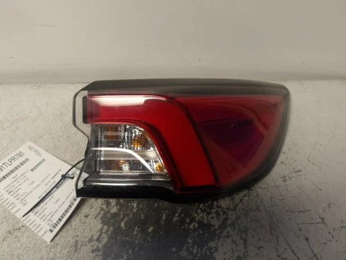 2020-2022 Ford Escape Passenger RH Tail Light Lamp OEM used OEM tail light assembly
