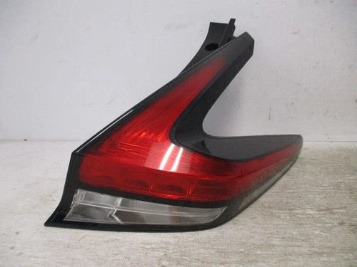 18 19 20 21 22 23 24 Nissan Leaf Passenger RH Tail Lamp OEM used OEM tail light assembly