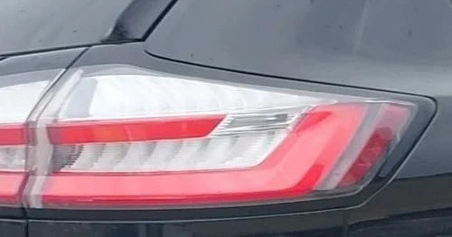 2019-2024 Ford Edge RH Passenger Quarter Panel Mounted Tail Light Lamp OEM used OEM tail light assembly