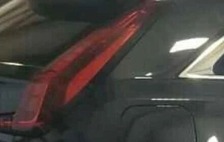 2019-2024 Cadillac XT4 Passenger RH Quarter Mounted Tail Light Lamp OEM OEM used OEM tail light assembly