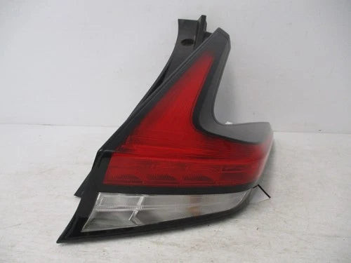 18 19 20 21 22 23 24 Nissan Leaf Passenger RH Tail Lamp OEM used OEM tail light assembly