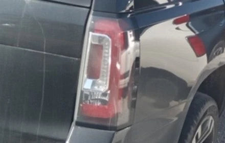 15-20 GMC Yukon Right Passenger Quarter Mounted Tail Light Lamp OEM OEM used OEM tail light assembly