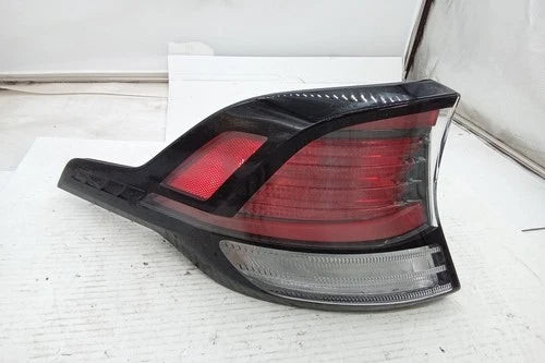 2023 Kia Sportage Driver LH Tail Lamp Quarter Panel Mounted OEM used OEM tail light assembly