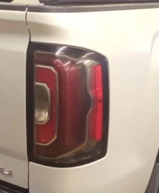 2016-2018 GMC Sierra 1500 RH Passenger Tail Light Lamp OEM used OEM tail light assembly
