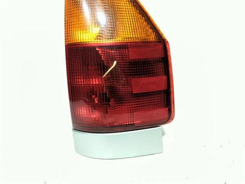 2005 GMC Envoy Xl Right Used OEM Right Tail Light Assembly used OEM tail light assembly