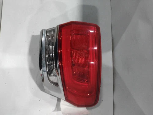 2017 Jeep Grand Cherokee Quarter Panel Moun Used OEM Right Tail Light Assembly used OEM tail light assembly