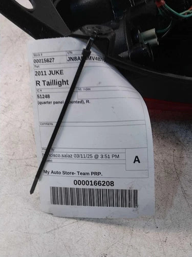 2011 Nissan Juke Quarter Panel Mounted Righ Used OEM Right Tail Light Assembly used OEM tail light assembly