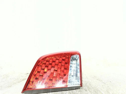 2011 Kia Sorento L. Lid Mounted LED Left Gra Used OEM Left Tail Light Assembly used OEM tail light assembly