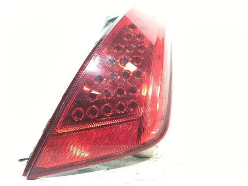 2007 Nissan Murano Quarter Mounted Right Gr Used OEM Right Tail Light Assembly used OEM tail light assembly