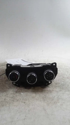 2020 Chevrolet Spark Id 42620151 Used OEM A/C Selector Switch used OEM A/C climate control module
