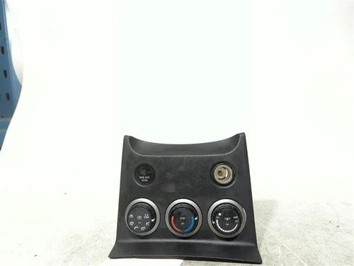 2008 Nissan Rogue Used OEM A/C Selector Switch used OEM A/C climate control module