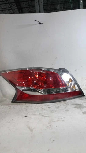 2015 Nissan Altima Quarter Panel Mounted Sdn Used OEM Left Tail Light Assembly used OEM tail light assembly
