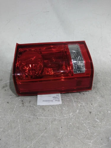 2014 Honda Pilot Left Used OEM Left Tail Light Assembly used OEM tail light assembly