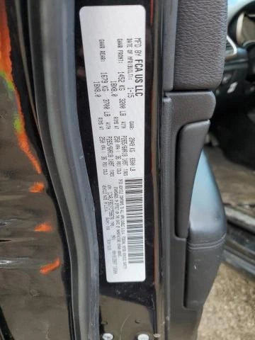 2015 Jeep Grand Cherokee Quarter Panel Mount Used OEM Left Tail Light Assembly used OEM tail light assembly