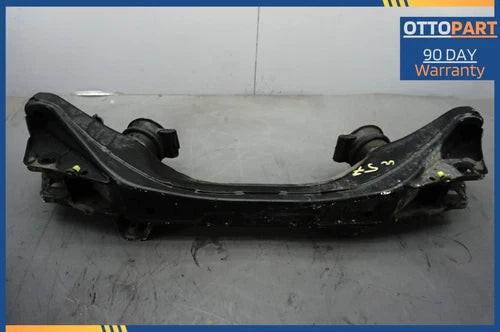 02-10 Lexus SC430 Rear Subframe Carrier Unit Mount OEM used OEM rear subframe and crossmember