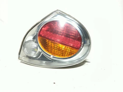2002 Nissan Maxima Quarter Panel Mounted Ri Used OEM Right Tail Light Assembly used OEM tail light assembly
