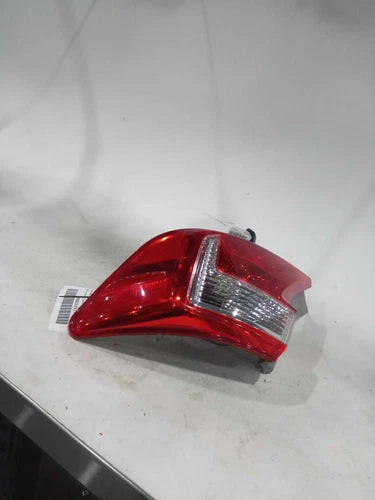 2016 Ford Escape Quarter Panel Mounted Righ Used OEM Right Tail Light Assembly used OEM tail light assembly