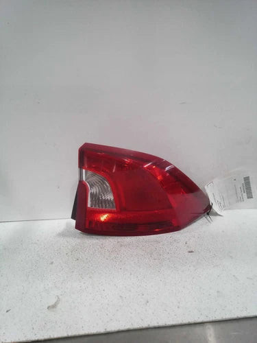 2014 Volvo S60 Quarter Panel Mounted Used OEM Right Tail Light Assembly used OEM tail light assembly