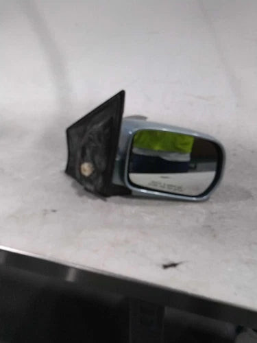 2003 Honda Pilot Power Heated Painted Right Used OEM Right Door Mirror used OEM door mirror
