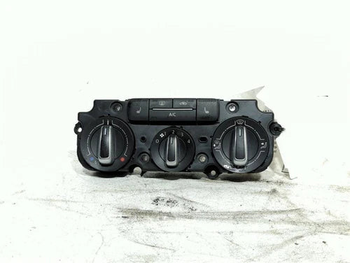 2013 Volkswagen Beetle Single Zone Climatic Used OEM A/C Selector Switch used OEM A/C climate control module