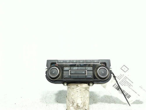 2011 Volkswagen Tiguan W/AC Dual Zone Climatronic Used OEM A/C Selector Switch used OEM A/C climate control module