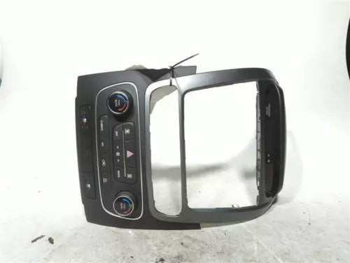 2014 Kia Sorento W/Navigation W/Rear AC Used OEM A/C Selector Switch used OEM A/C climate control module