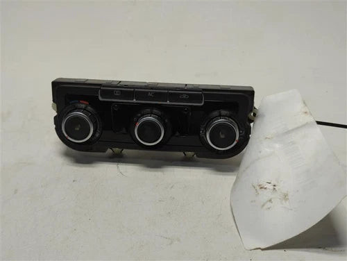 2011 Volkswagen Golf Gti W/AC Dual Zone Climatron Used OEM A/C Selector Switch used OEM A/C climate control module