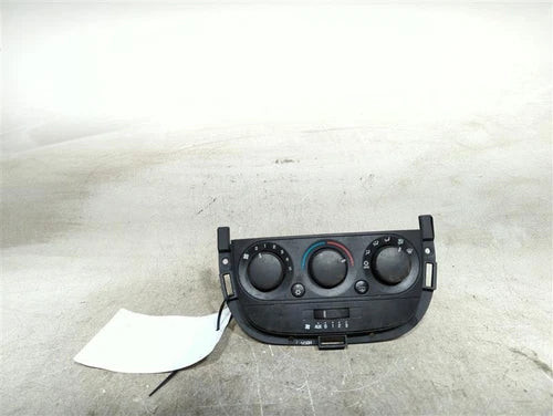 2005 Chevrolet Uplander W/Rear Auxiliary AC Opt C Used OEM A/C Selector Switch used OEM A/C climate control module