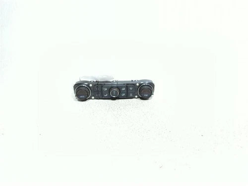 2017 Chevrolet Silverado 1500 Pickup Opt CJ2 Id 8 Used OEM A/C Selector Switch used OEM A/C climate control module