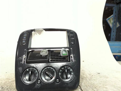 2002 Ford Explorer Front 4 Dr Exc. Sport Trac Das Used OEM A/C Selector Switch used OEM A/C climate control module