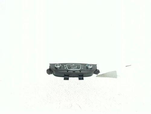 2019 Chevrolet Equinox Control Panel Id 84422504 Used OEM A/C Selector Switch used OEM A/C climate control module