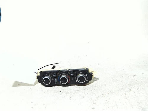 2013 Ford Escape Front Manual Temperature Control Used OEM A/C Selector Switch used OEM A/C climate control module