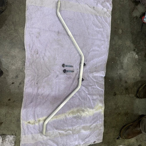 2007 3.4L Porsche Boxster 986 Rear Axle Crossmember Cradle Section Bracket OEM used OEM rear subframe and crossmember