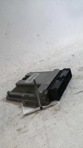 2017 Lincoln Mkz ECM Engine Control Module Maroon Used OEM Engine Control Modules used OEM engine control module