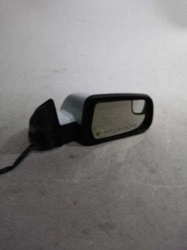 2013 GMC Terrain Power Paint to Match Opt DL8 Right Used OEM Right Door Mirror used OEM door mirror