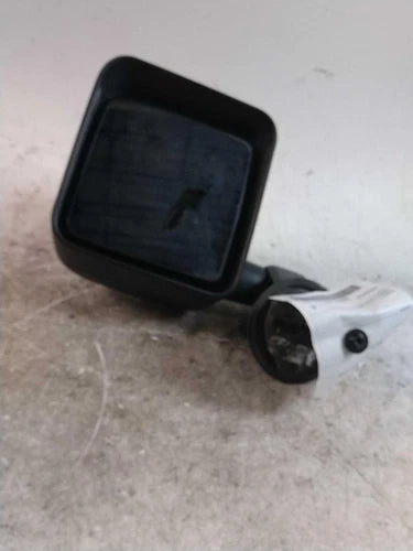 2007 Jeep Wrangler Manual Right Used OEM Right Door Mirror used OEM door mirror