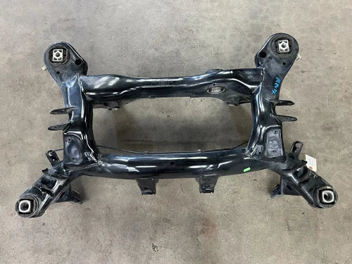 ⭐2012-2015 BMW X1 E84 REAR SUBFRAME CROSSMEMBER CARRIER AXLE OEM LOT2477 used OEM rear subframe and crossmember