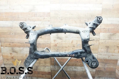 2010-15 BMW E84 X1 REAR BACK AXLE CARRIER CROSS MEMBER SUB FRAME OEM used OEM rear subframe and crossmember